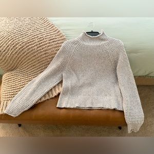 American Eagle Outfitters Women’s Mock Neck Sweater Heather Gray Size Small
